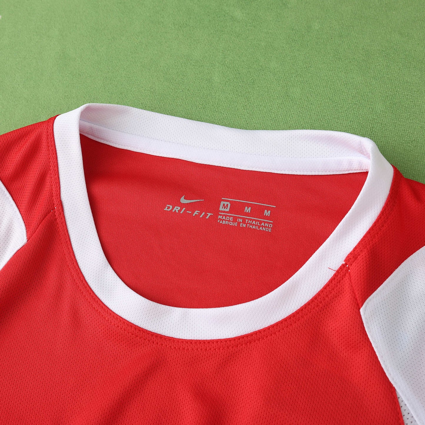 0204 season Arsenal F.C. home retro Fan version