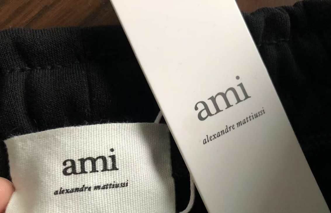 Ami Joggers