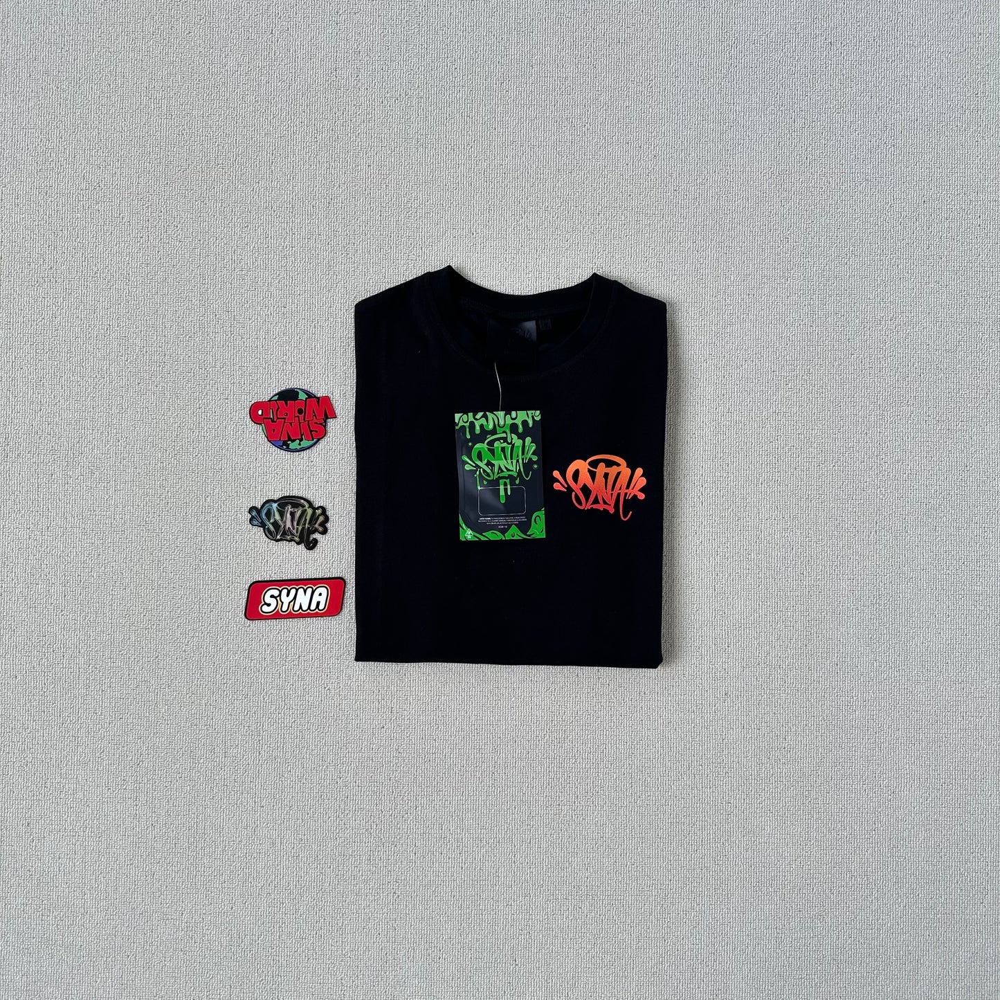 Syna Halloween T-shirt